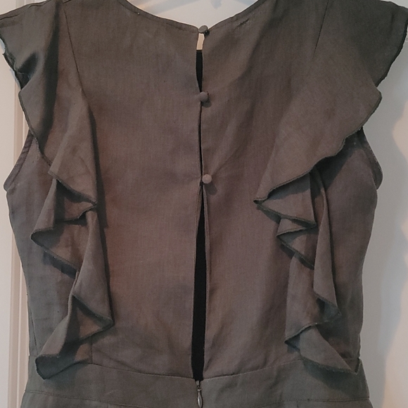 Karina Grimaldi Linen Romper - Picture 3 of 4